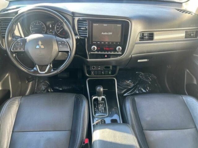 Сірий Міцубісі Аутлендер, об'ємом двигуна 2.4 л та пробігом 39 тис. км за 8000 $, фото 6 на Automoto.ua