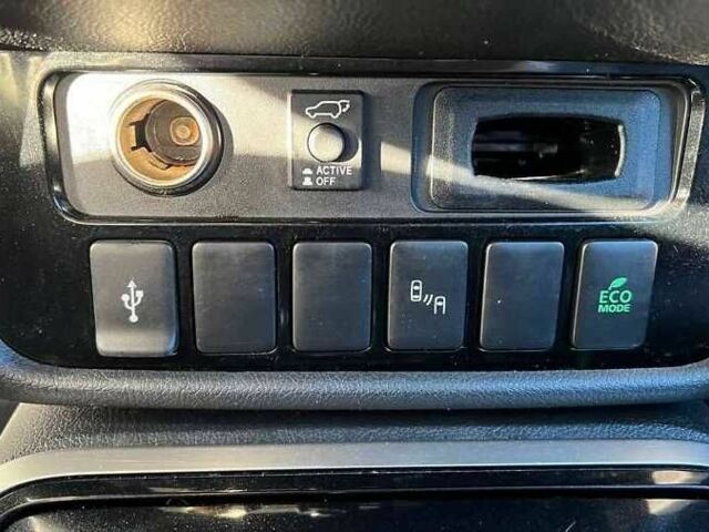 Сірий Міцубісі Аутлендер, об'ємом двигуна 2.4 л та пробігом 120 тис. км за 21200 $, фото 8 на Automoto.ua