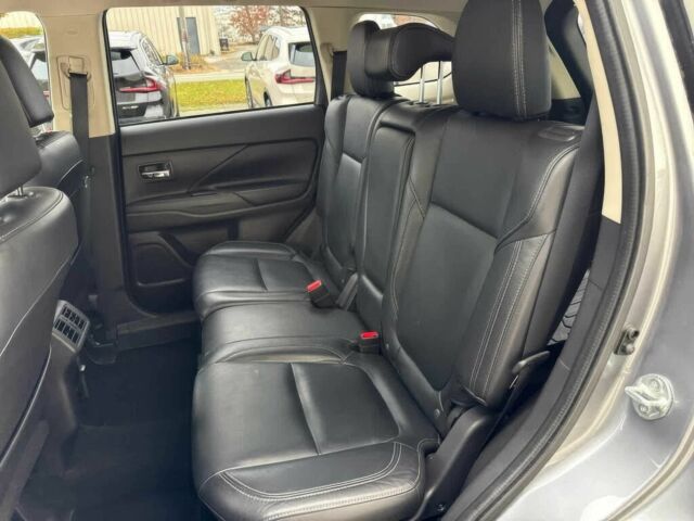 Серый Мицубиси Аутлендер, объемом двигателя 2.4 л и пробегом 36 тыс. км за 10200 $, фото 9 на Automoto.ua