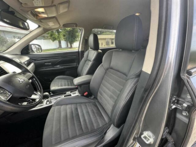 Сірий Міцубісі Аутлендер, об'ємом двигуна 2.4 л та пробігом 47 тис. км за 9300 $, фото 7 на Automoto.ua