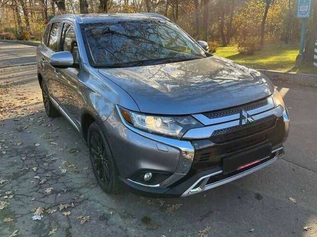 Сірий Міцубісі Аутлендер, об'ємом двигуна 2.4 л та пробігом 120 тис. км за 21200 $, фото 1 на Automoto.ua