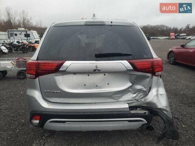 Серый Мицубиси Аутлендер, объемом двигателя 2.36 л и пробегом 112 тыс. км за 2900 $, фото 5 на Automoto.ua