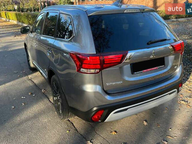 Серый Мицубиси Аутлендер, объемом двигателя 2.4 л и пробегом 120 тыс. км за 23200 $, фото 14 на Automoto.ua