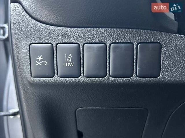 Міцубісі Аутлендер 2020 у Одесі на Automoto.ua Сірий Міцубісі Аутлендер, об'ємом двигуна 2.4 л та пробігом 225 тис. км за 19800 $, фото 15 на Automoto.ua