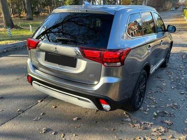 Сірий Міцубісі Аутлендер, об'ємом двигуна 2.4 л та пробігом 120 тис. км за 21200 $, фото 16 на Automoto.ua