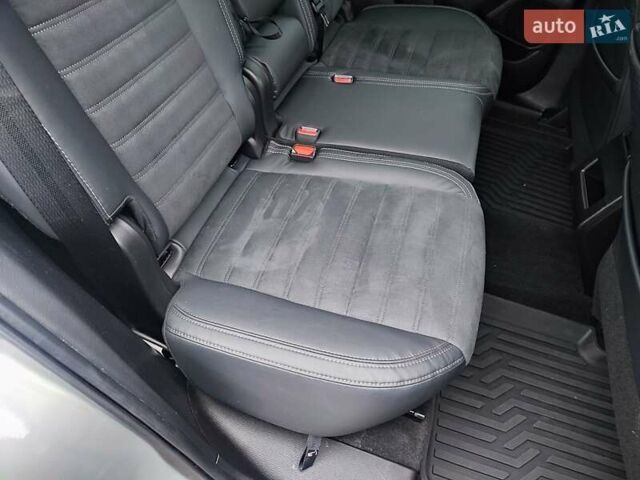 Серый Мицубиси Аутлендер, объемом двигателя 2.49 л и пробегом 54 тыс. км за 24900 $, фото 36 на Automoto.ua