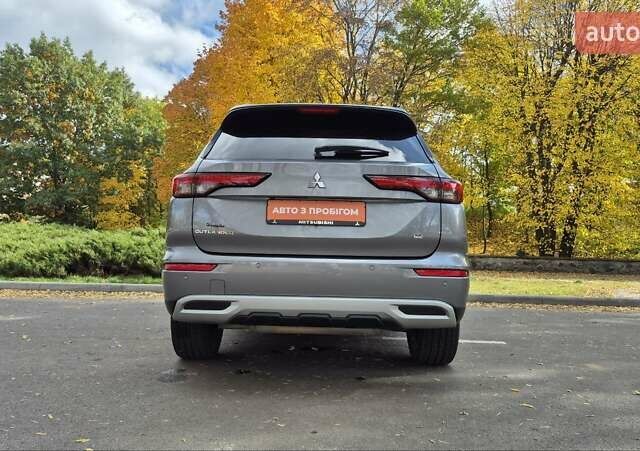 Сірий Міцубісі Аутлендер, об'ємом двигуна 2.49 л та пробігом 128 тис. км за 22700 $, фото 12 на Automoto.ua