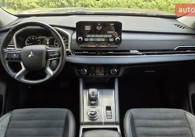 Сірий Міцубісі Аутлендер, об'ємом двигуна 2.49 л та пробігом 128 тис. км за 22700 $, фото 17 на Automoto.ua