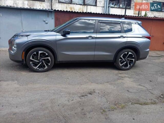 Сірий Міцубісі Аутлендер, об'ємом двигуна 2.5 л та пробігом 128 тис. км за 22000 $, фото 11 на Automoto.ua