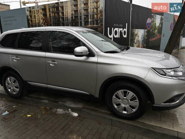 Сірий Міцубісі Аутлендер, об'ємом двигуна 2 л та пробігом 63 тис. км за 22500 $, фото 17 на Automoto.ua