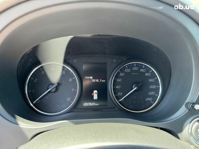 Серый Мицубиси Аутлендер, объемом двигателя 2 л и пробегом 58 тыс. км за 21790 $, фото 20 на Automoto.ua