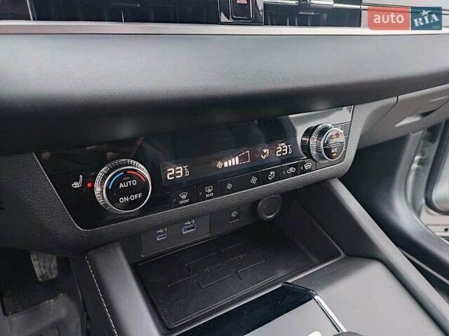 Серый Мицубиси Аутлендер, объемом двигателя 2.49 л и пробегом 54 тыс. км за 24900 $, фото 24 на Automoto.ua