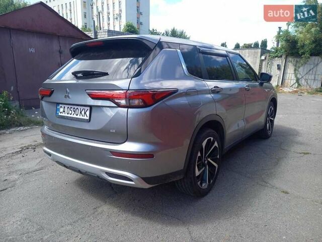Сірий Міцубісі Аутлендер, об'ємом двигуна 2.5 л та пробігом 128 тис. км за 22500 $, фото 5 на Automoto.ua