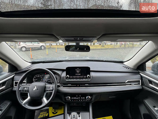 Серый Мицубиси Аутлендер, объемом двигателя 2.49 л и пробегом 46 тыс. км за 24500 $, фото 14 на Automoto.ua
