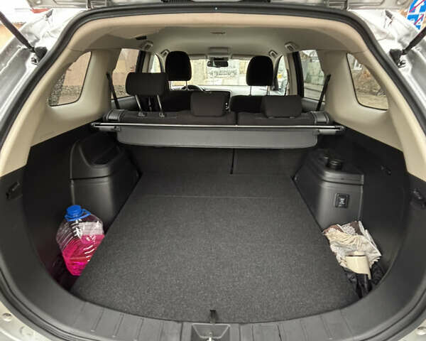 Сірий Міцубісі Аутлендер, об'ємом двигуна 2 л та пробігом 63 тис. км за 22500 $, фото 30 на Automoto.ua