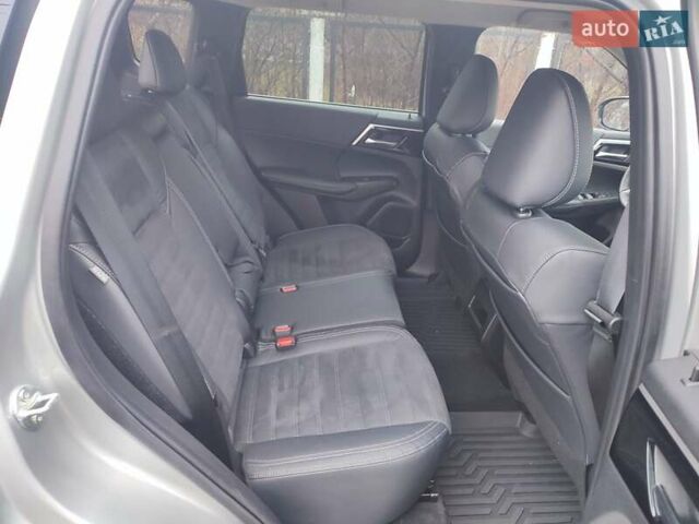 Серый Мицубиси Аутлендер, объемом двигателя 2.49 л и пробегом 54 тыс. км за 24900 $, фото 35 на Automoto.ua