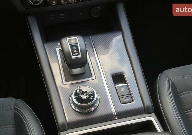 Сірий Міцубісі Аутлендер, об'ємом двигуна 2.49 л та пробігом 128 тис. км за 22700 $, фото 16 на Automoto.ua