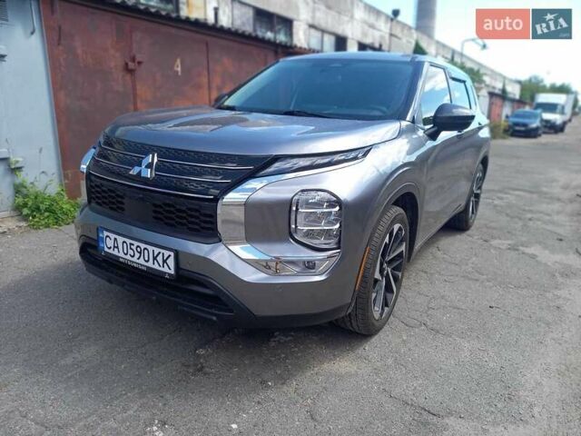 Сірий Міцубісі Аутлендер, об'ємом двигуна 2.5 л та пробігом 128 тис. км за 22000 $, фото 1 на Automoto.ua