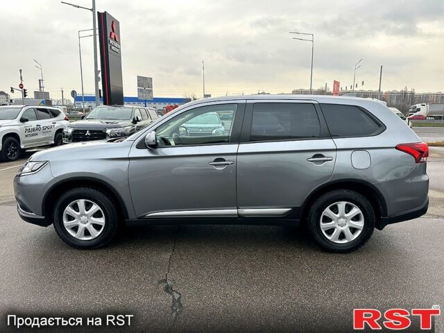 Серый Мицубиси Аутлендер, объемом двигателя 2 л и пробегом 46 тыс. км за 20900 $, фото 3 на Automoto.ua