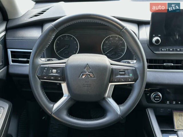 Міцубісі Аутлендер 2022 у Стрые на Automoto.ua Сірий Міцубісі Аутлендер, об'ємом двигуна 2.5 л та пробігом 85 тис. км за 23999 $, фото 54 на Automoto.ua