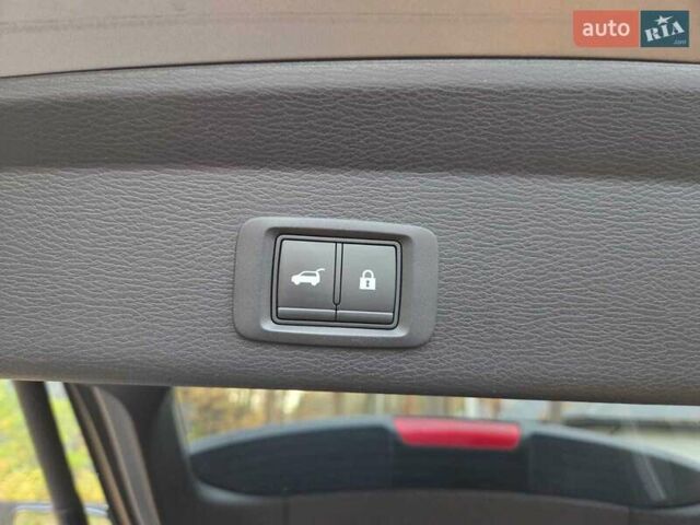 Серый Мицубиси Аутлендер, объемом двигателя 2.49 л и пробегом 50 тыс. км за 23900 $, фото 17 на Automoto.ua