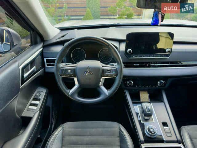 Міцубісі Аутлендер 2022 у Стрые на Automoto.ua Сірий Міцубісі Аутлендер, об'ємом двигуна 2.5 л та пробігом 85 тис. км за 23999 $, фото 69 на Automoto.ua