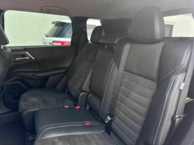 Міцубісі Аутлендер 2022 у Рівному на Automoto.ua Сірий Міцубісі Аутлендер, об'ємом двигуна 2.5 л та пробігом 22 тис. км за 9400 $, фото 8 на Automoto.ua