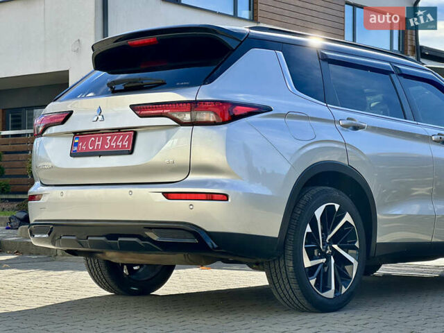 Міцубісі Аутлендер 2022 у Стрые на Automoto.ua Сірий Міцубісі Аутлендер, об'ємом двигуна 2.5 л та пробігом 85 тис. км за 23999 $, фото 43 на Automoto.ua