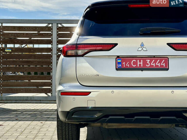 Міцубісі Аутлендер 2022 у Стрые на Automoto.ua Сірий Міцубісі Аутлендер, об'ємом двигуна 2.5 л та пробігом 85 тис. км за 23999 $, фото 40 на Automoto.ua