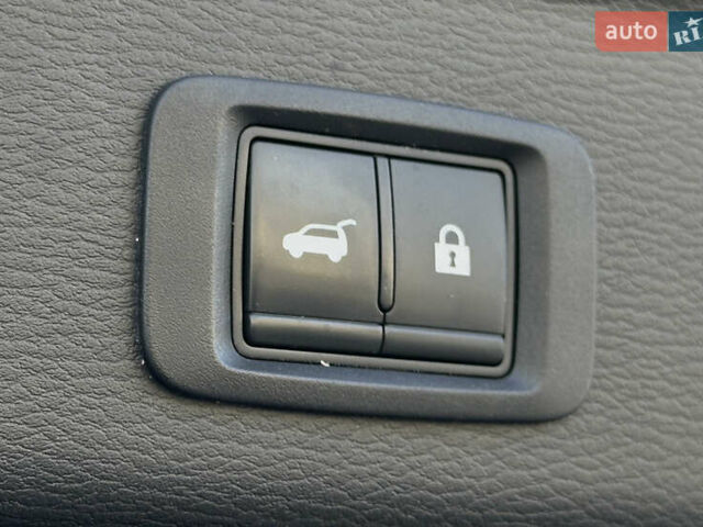 Міцубісі Аутлендер 2022 у Стрые на Automoto.ua Сірий Міцубісі Аутлендер, об'ємом двигуна 2.5 л та пробігом 85 тис. км за 23999 $, фото 96 на Automoto.ua