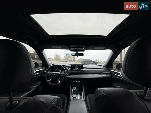 Серый Мицубиси Аутлендер, объемом двигателя 0 л и пробегом 41 тыс. км за 25000 $, фото 12 на Automoto.ua