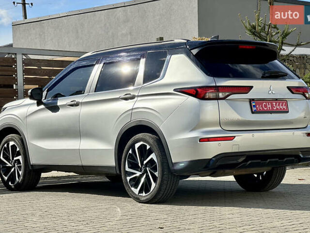Міцубісі Аутлендер 2022 у Стрые на Automoto.ua Сірий Міцубісі Аутлендер, об'ємом двигуна 2.5 л та пробігом 85 тис. км за 23999 $, фото 41 на Automoto.ua
