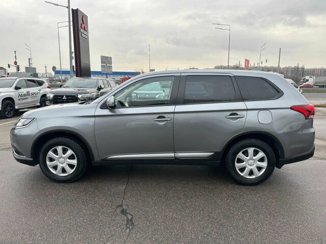 Сірий Міцубісі Аутлендер, об'ємом двигуна 2 л та пробігом 46 тис. км за 20900 $, фото 3 на Automoto.ua