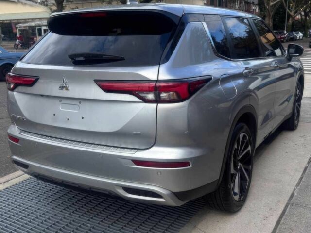 Міцубісі Аутлендер 2022 у Рівному на Automoto.ua Сірий Міцубісі Аутлендер, об'ємом двигуна 2.5 л та пробігом 22 тис. км за 9400 $, фото 3 на Automoto.ua