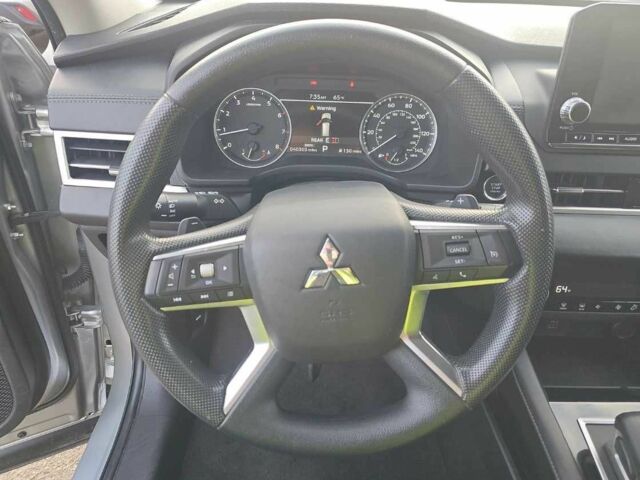 Серый Мицубиси Аутлендер, объемом двигателя 0 л и пробегом 56 тыс. км за 22000 $, фото 11 на Automoto.ua