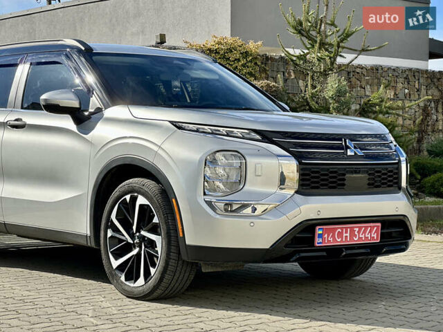 Міцубісі Аутлендер 2022 у Стрые на Automoto.ua Сірий Міцубісі Аутлендер, об'ємом двигуна 2.5 л та пробігом 85 тис. км за 23999 $, фото 36 на Automoto.ua