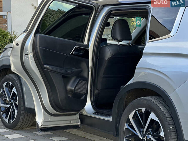 Міцубісі Аутлендер 2022 у Стрые на Automoto.ua Сірий Міцубісі Аутлендер, об'ємом двигуна 2.5 л та пробігом 85 тис. км за 23999 $, фото 71 на Automoto.ua