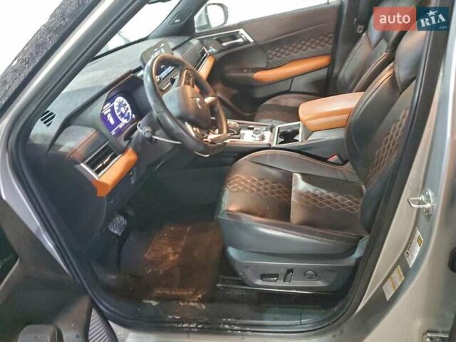Серый Мицубиси Аутлендер, объемом двигателя 2.49 л и пробегом 78 тыс. км за 6700 $, фото 6 на Automoto.ua