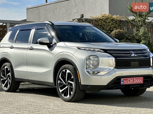 Міцубісі Аутлендер 2022 у Стрые на Automoto.ua Сірий Міцубісі Аутлендер, об'ємом двигуна 2.5 л та пробігом 85 тис. км за 23999 $, фото 35 на Automoto.ua