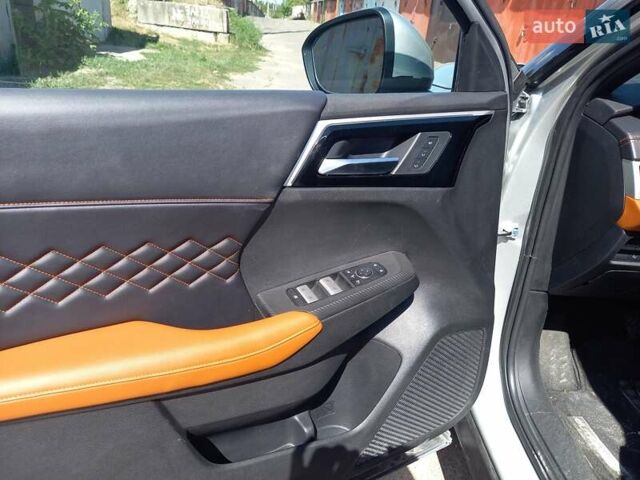 Серый Мицубиси Аутлендер, объемом двигателя 2.49 л и пробегом 84 тыс. км за 23000 $, фото 19 на Automoto.ua