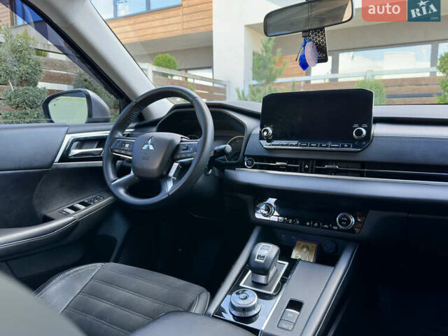 Міцубісі Аутлендер 2022 у Стрые на Automoto.ua Сірий Міцубісі Аутлендер, об'ємом двигуна 2.5 л та пробігом 85 тис. км за 23999 $, фото 78 на Automoto.ua