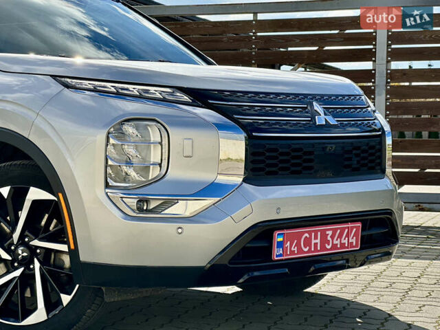 Міцубісі Аутлендер 2022 у Стрые на Automoto.ua Сірий Міцубісі Аутлендер, об'ємом двигуна 2.5 л та пробігом 85 тис. км за 23999 $, фото 18 на Automoto.ua