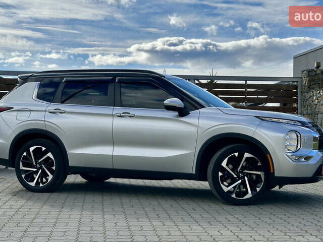 Міцубісі Аутлендер 2022 у Стрые на Automoto.ua Сірий Міцубісі Аутлендер, об'ємом двигуна 2.5 л та пробігом 85 тис. км за 23999 $, фото 14 на Automoto.ua