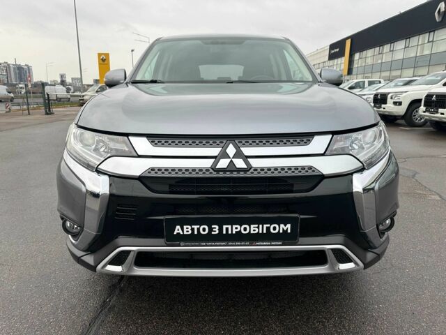 Сірий Міцубісі Аутлендер, об'ємом двигуна 2 л та пробігом 46 тис. км за 20900 $, фото 1 на Automoto.ua