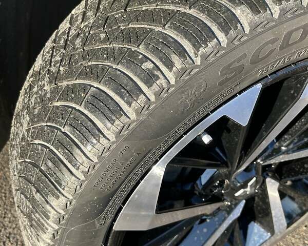 Серый Мицубиси Аутлендер, объемом двигателя 2.49 л и пробегом 38 тыс. км за 24999 $, фото 60 на Automoto.ua