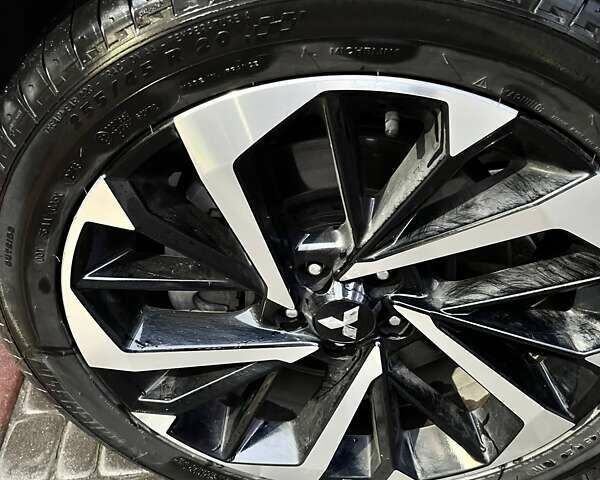 Серый Мицубиси Аутлендер, объемом двигателя 2.49 л и пробегом 64 тыс. км за 23200 $, фото 20 на Automoto.ua