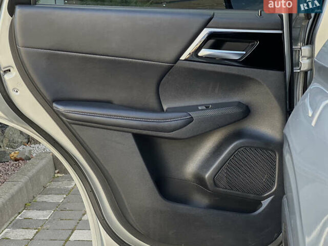 Міцубісі Аутлендер 2022 у Стрые на Automoto.ua Сірий Міцубісі Аутлендер, об'ємом двигуна 2.5 л та пробігом 85 тис. км за 23999 $, фото 72 на Automoto.ua