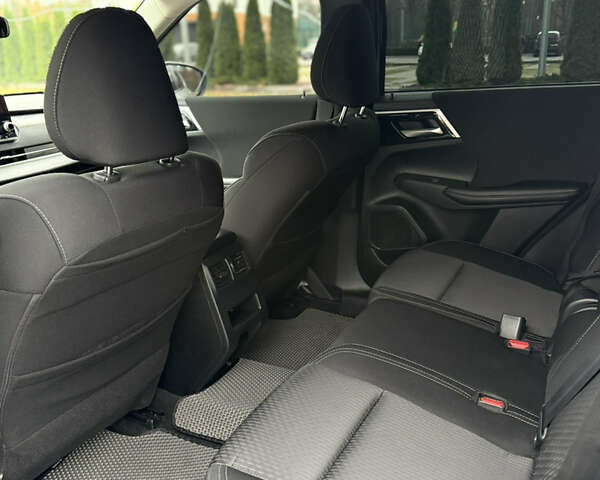 Сірий Міцубісі Аутлендер, об'ємом двигуна 2.49 л та пробігом 110 тис. км за 22500 $, фото 11 на Automoto.ua