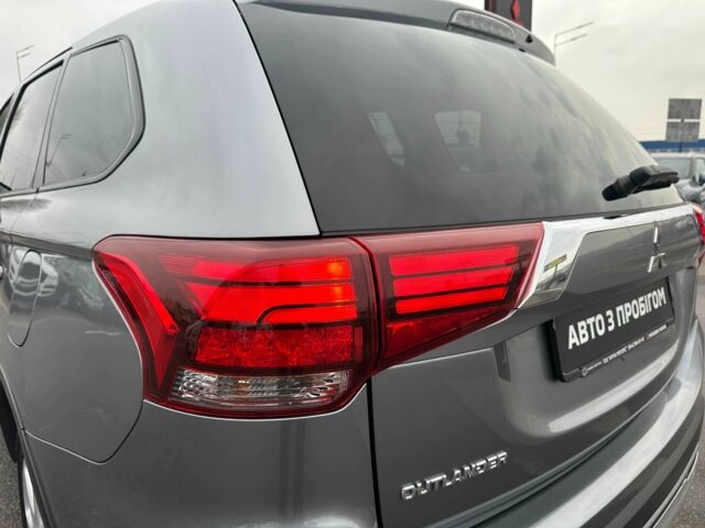 Сірий Міцубісі Аутлендер, об'ємом двигуна 2 л та пробігом 46 тис. км за 20900 $, фото 9 на Automoto.ua