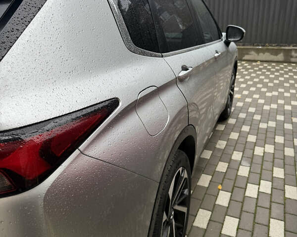 Міцубісі Аутлендер 2022 у Ирпене на Automoto.ua Сірий Міцубісі Аутлендер, об'ємом двигуна 2.49 л та пробігом 21 тис. км за 28700 $, фото 8 на Automoto.ua